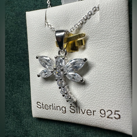 Sterling silver dragonfly pendant necklace - Picture 3 of 7